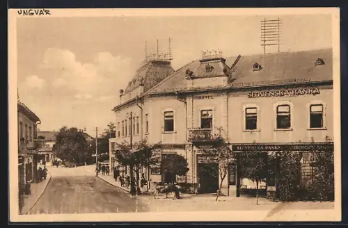 AK Uzhorod, Slovenska Banka und Hotel mit Strasse aus der Vogelschau