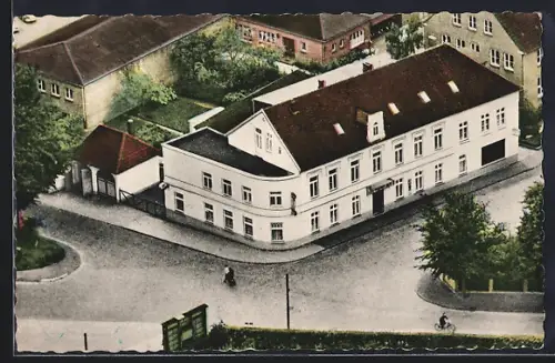 AK Varel i. O., Bahnhofshotel mit Strassenkreuzung, Fliegeraufnahme