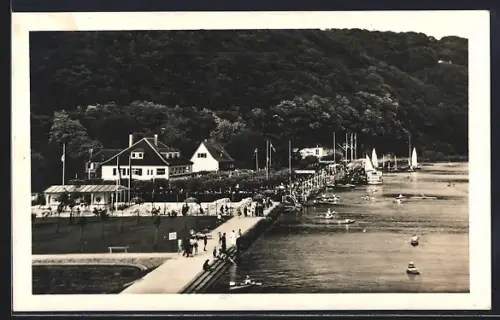 AK Essen /Ruhr, Baldeneysee, Strandbad und Fähre aus der Vogelschau