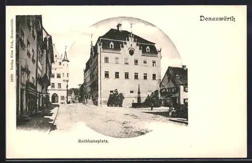 AK Donauwörth, Strassenpartie am Rathausplatz