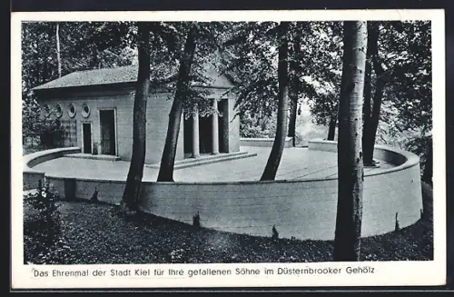 AK Düsternbrook /Kiel, Düsternbrooker Gehölz, Ehrenmal der Stadt Kiel für ihre gefallenen Söhne