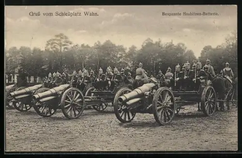 AK Wahn, Schiessplatz, Soldaten der Artillerie mit bespannter Haubitzen-Batterie