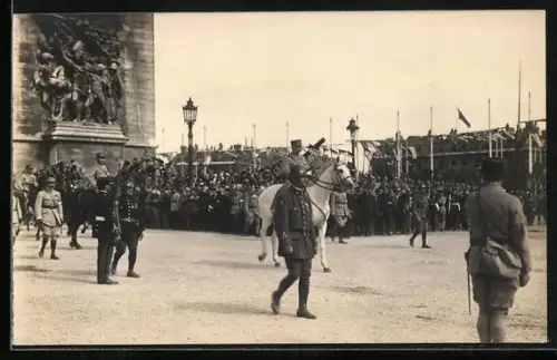 AK Paris, Siegesparade / Fêtes de la Victoire 1919, Le Maréchal Pétain