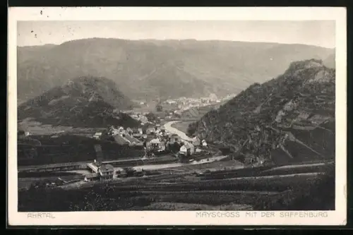 AK Mayschoss /Ahrtal, Panorama mit der Saffenburg