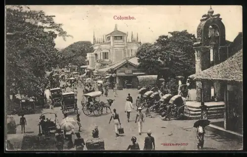 AK Colombo, Strassenpartie mit Kutschen und Fussverkehr