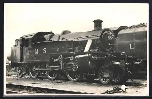 Foto-AK Englische Eisenbahn, Lokomotive No. 86 der LMS