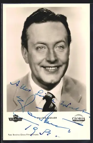 AK Schauspieler Walter Müller in Wenn am Sonntagabend die Dorfmusik spielt mit Autograph