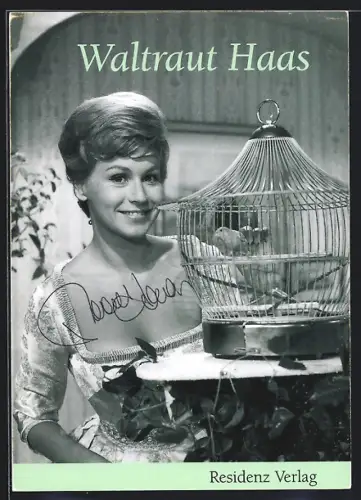 AK Waltraud Haas mit einem Vogelkäfig, Autograph