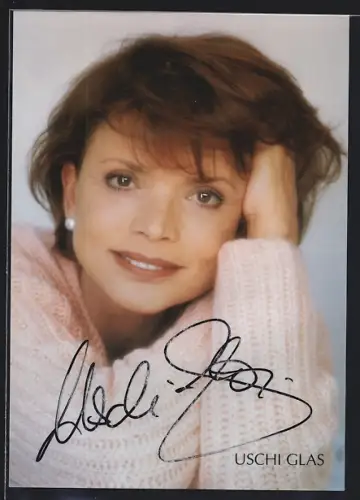 AK Uschi Glas im Strickpullover, Autograph