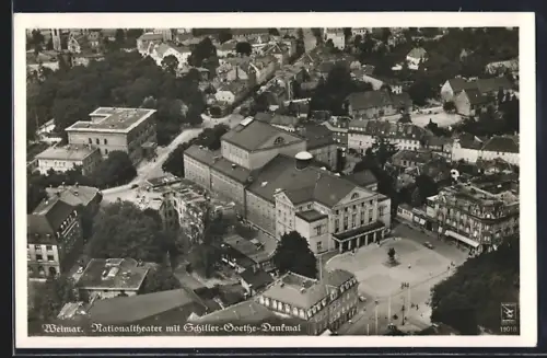 AK Weimar / Thüringen, Fliegeraufnahme Nationaltheater mit Schiller-Goethe-Denkmal
