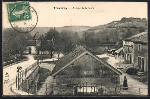 AK Treveray, Avenue de la Gare, Bahnhofstrasse mit Passanten
