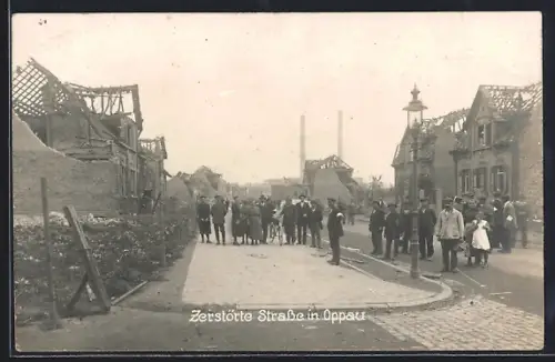 AK Oppau, Zerstörte Strasse mit zerstörten Häusern, Explosion