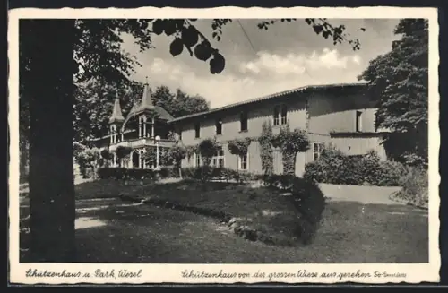 AK Wesel / Rhein, Schützenhaus und Park von der grossen Wiese aus
