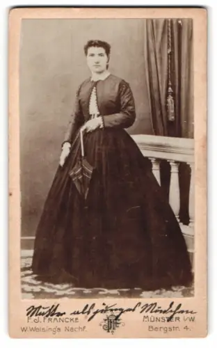 Fotografie F. J. Francke, Münster, Bergstr. 4, Meg, geb. Hülskötter