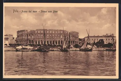 AK Pola, Arena dal mare