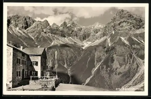 AK Kemptner-Hütte /Allgäuer Alpen, Ansicht mit Gipfelpanorama