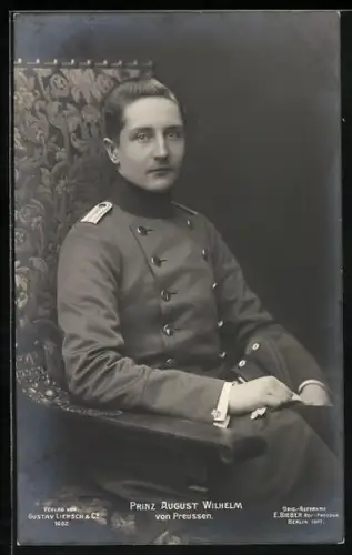 AK Prinz August Wilhelm von Preussen in Uniformrock