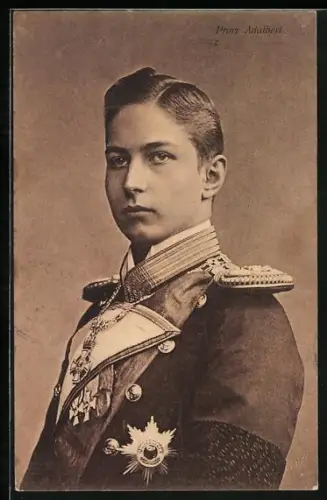 AK Prinz Adalbert von Preussen in jungen Jahren in Uniform mit Orden behangen