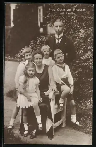 AK Prinz Oskar von Preussen mit seiner Frau und den 4 Kindern