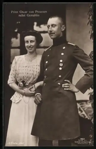 AK Prinz Oskar von Preussen in Uniform nebst Braut