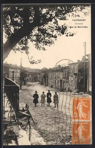 AK Vavincourt /Meuse, Rue de Bar-le-Duc, Strassenpartie