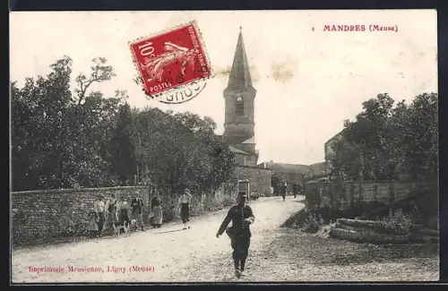 AK Mandres /Meuse, Strassenpartie mit Soldaten