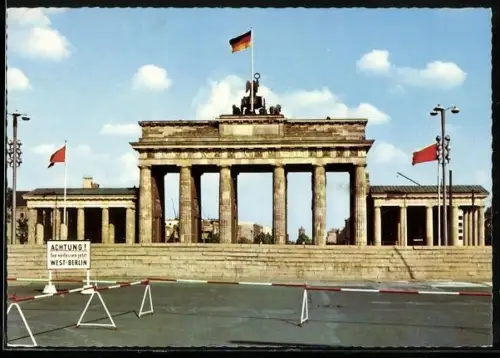 AK Berlin, Ansicht vom Brandenburger Tor mit der Mauer von West-Berlin aus