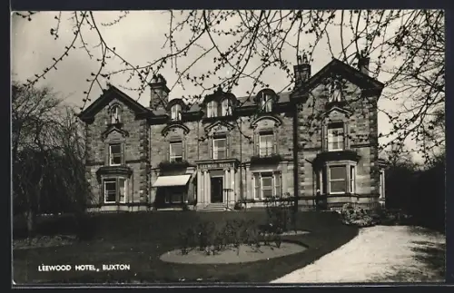 AK Buxton, Leewood Hotel