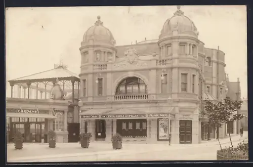 Foto-AK Buxton, Dress Circle and Stalls, Panorama