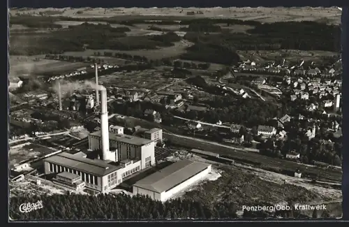 AK Penzberg / Obb., Blick auf das Kraftwerk und den Ort