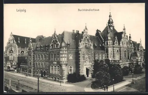 AK Leipzig, Strassenpartie am Buchhändlerhaus