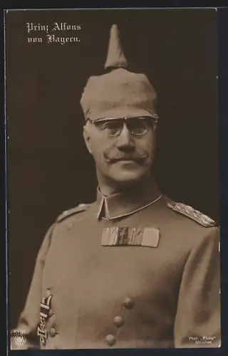AK Prinz Alfons von Bayern in Uniform mit Pickelhaube