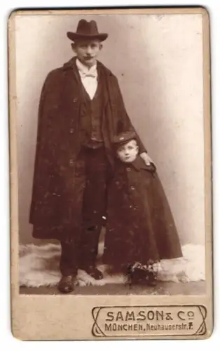 Fotografie Samson & Co., München, Neuhauserstr. 7, H. Hopfner mit seinem Sohn Sepp