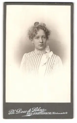 Fotografie Ph. Does & Söhne, Bad Kreuznach, Kurhausstr. 14, Porträt einer jungen Frau