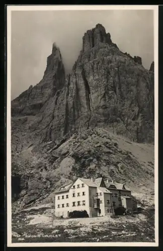 AK Rifugio Vajolet, Berghütte mit Umgebung