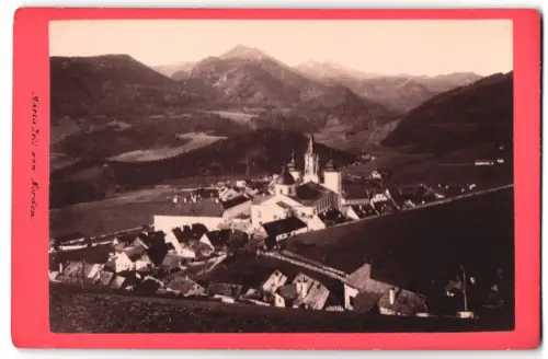Fotografie J. Rögl, Mariazell, Ansicht Mariazell, Blick auf den Ort mit Basilika