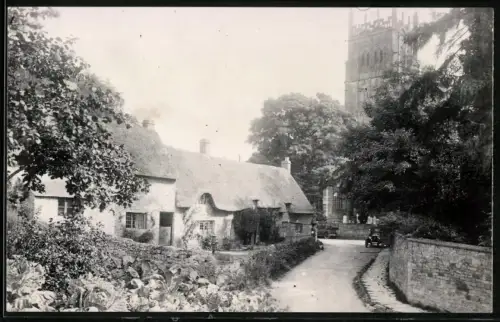 Fotografie unbekannter Fotograf, Ansicht Chipping Campden / Cotswold Gloucestershire, Strasse zur Kirche
