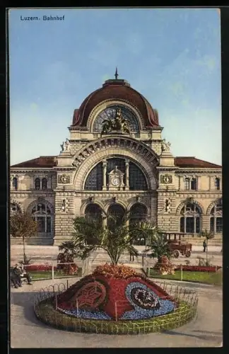 AK Luzern, Der Bahnhof, Park mit schönen Blumen
