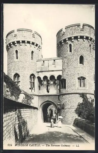 AK Windsor Castle, The Norman Gateway
