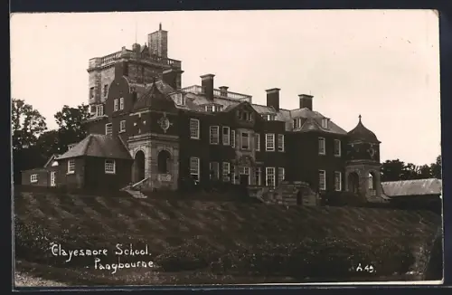 AK Pangbourne, Clayesmore School