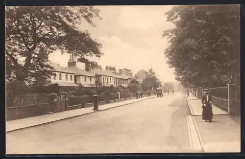 AK Slough, Strassenpartie mit Passanten