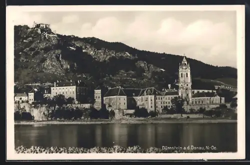 AK Dürnstein a. d. Donau, Uferpartie mit Kirche