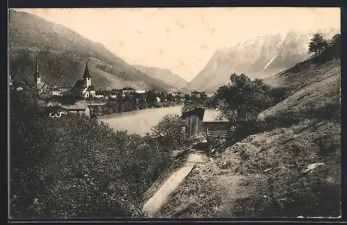 AK Bischofshofen, Ortsansicht mit Blick auf die Berge