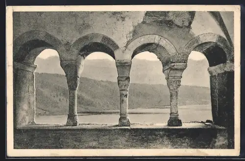 AK Millstatt am See, Röm. Fenster im Stift