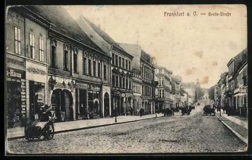 AK Frankfurt a. O., Blick in die Breite Strasse