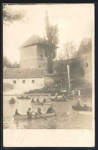 Foto-AK Augsburg, Ruderpartie im Ort
