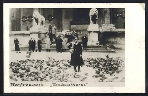 AK München, Taubenfreundin vor der Feldherrnhalle