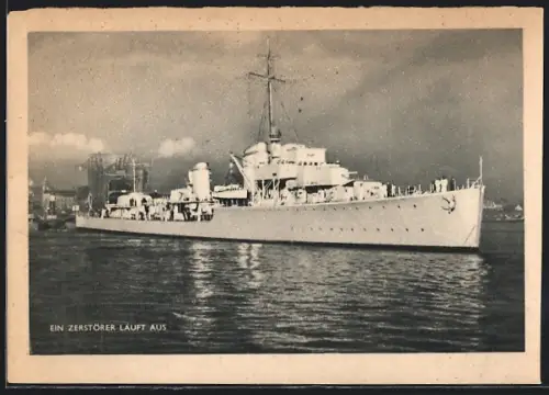 AK Zerstörer der Kriegsmarine läuft aus