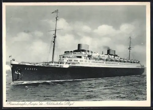 AK Passagierschiff Europa des Norddeutschen Lloyd in Fahrt