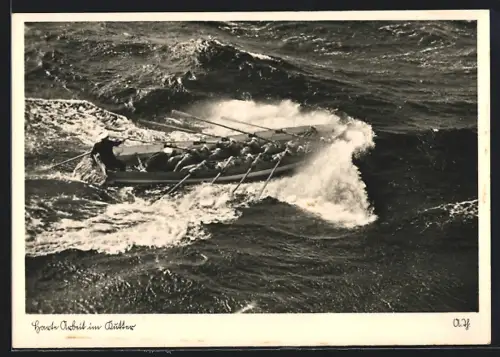 AK Matrosen in einem Beiboot rudern gegen den Wellengang an, Kriegsmarine